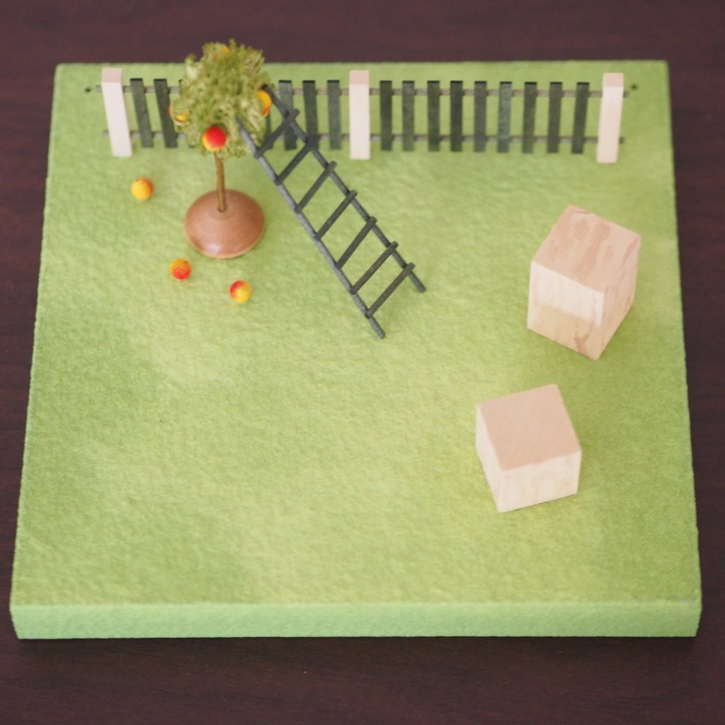 Figurine Stand - Apple Orchard